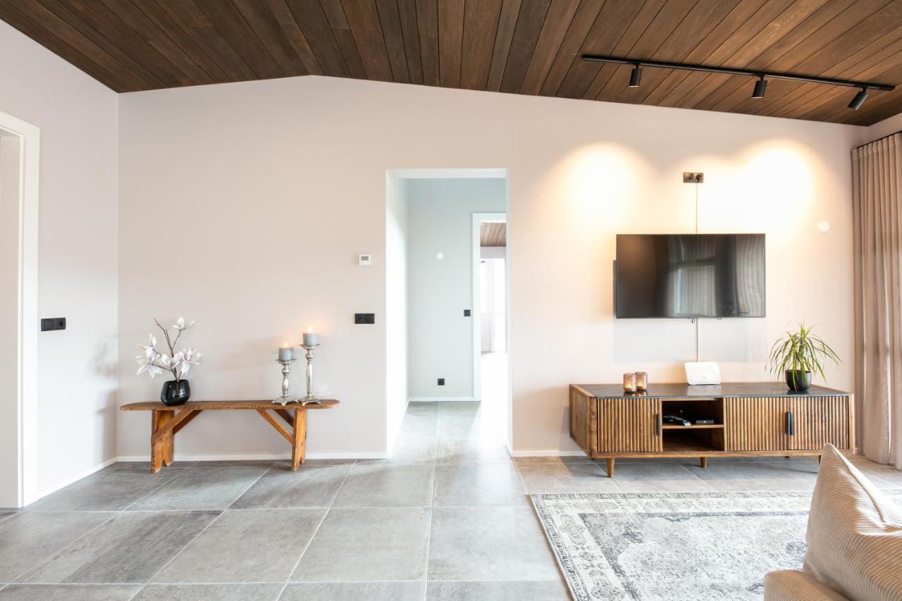 Holt Villa 레이크홀트 외부 사진
