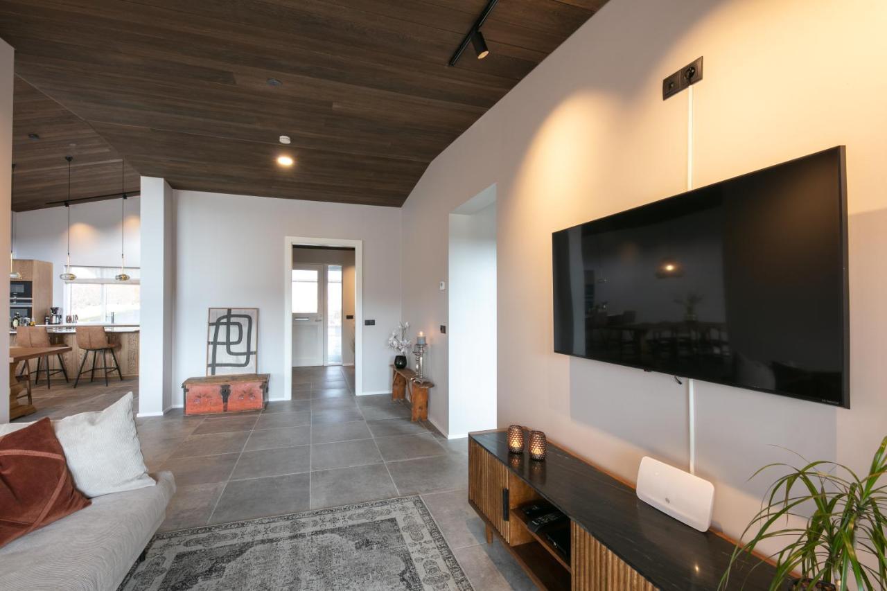 Holt Villa 레이크홀트 외부 사진
